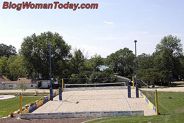 How To Build A Beach Volleyball Court In The Garden 👩 House