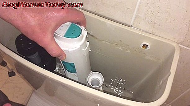commode flush box